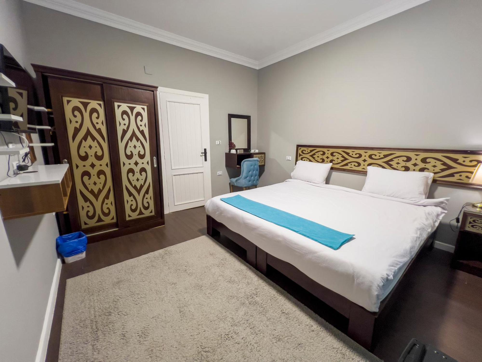 The Pyramids Gate Inn Kafrat al Jabal Exterior photo